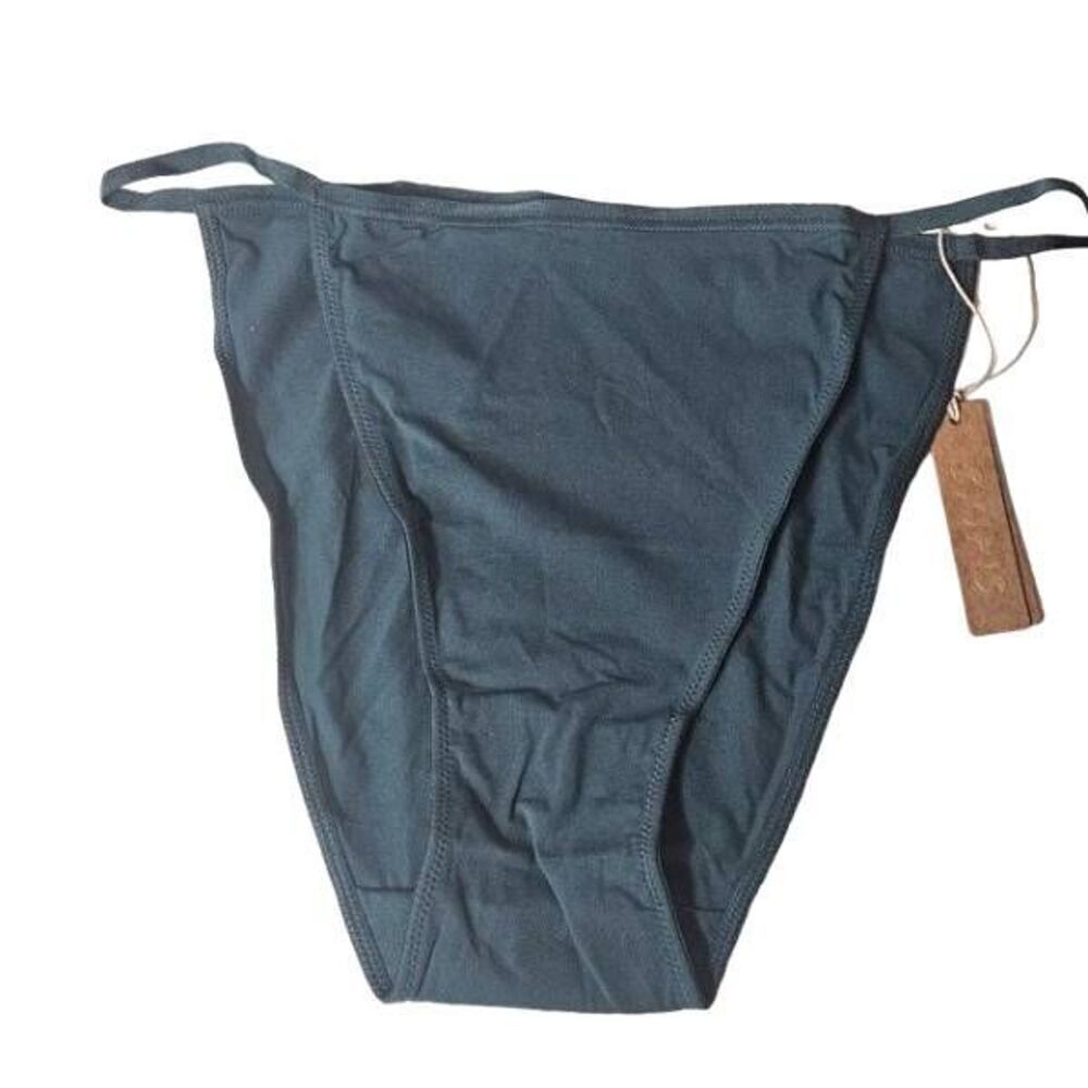 Skims side string panty Nwt‎